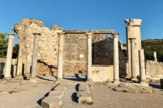 Ephesus in Turkey - A journey through time in an ancient city