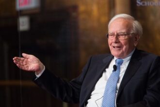 Berkshire Hathaway Buys Stake in D.R. Horton Stock, Cuts GM Holding