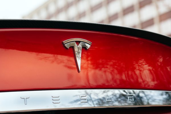Tesla to Invest in Indonesian Battery Manufacturing, Official Says