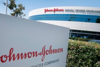 Want to Make $1,000 in 2 Weeks? Buy 99 Shares of J&J Stock.