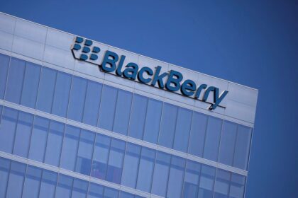 BlackBerry expects to report drop in quarterly revenue, shares dive