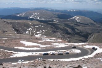 Mount Evans Road to Blue Sky summit closed for season from Echo Lake