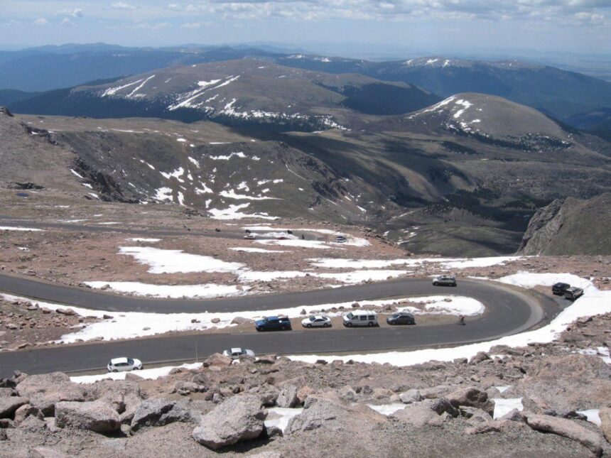 Mount Evans Road to Blue Sky summit closed for season from Echo Lake