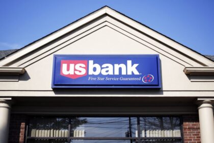 U.S. Bancorp Posted Solid Revenue. Why The Stock Is Falling.
