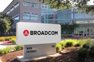 AVGO Stock: VMware Deal Closing Lifts Broadcom Uncertainty