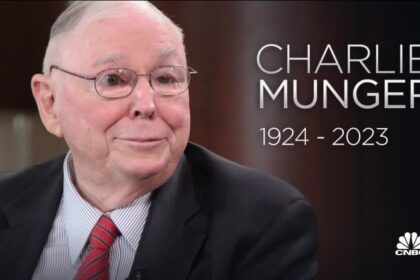 Charlie Munger, investing sage and Warren Buffett's confidant, dies
