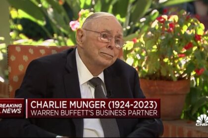 Charlie Munger's life advice to Buffett years ago: live your obituary