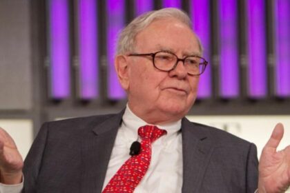 Warren Buffett's $10,000 Gamble — He Gave His Wife The Choice To Risk It All On A House And Wipe Out Their Capital Or Invest For The Future And Wait To Buy A Home
