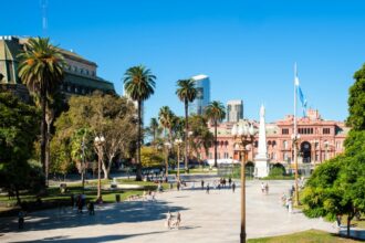 City of Buenos Aires, capital, Argentina. Praça de Maio, a place much visited by tourists, an urban landscape of great beauty, highlighting the famous Casa Rosada in the background