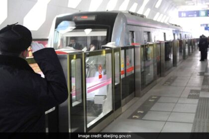 102 Injured After 2 Metro Cars Separate From Carriages In China: Report