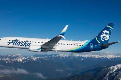 Alaska Air To Buy Hawaiian Airlines For 270% Premium
