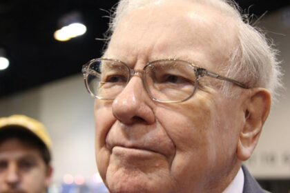 Here Are All 49 Stocks Warren Buffett Holds for Berkshire Hathaway's $371 Billion Portfolio