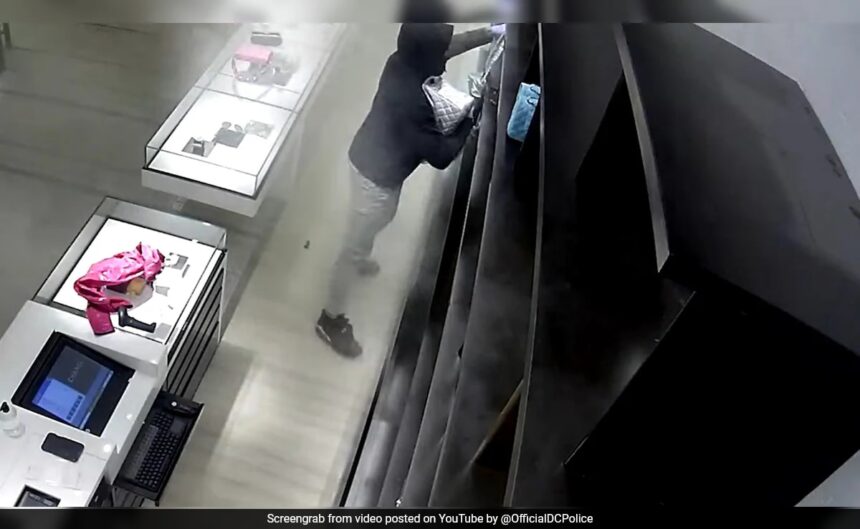 Video Shows How Thieves Robbed $250,000 Worth Of Merchandise From Chanel Store In US
