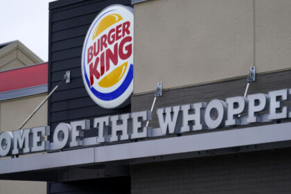 Burger King owner will buy out its biggest franchisee in US for about $1 billion