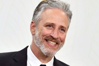 'Daily Show' Trolls Jon Stewart Over Return With Hilarious Reminder