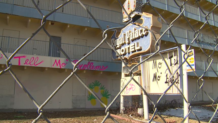 Neighbors push to save Royal Palace Motel's neon sign after $7.3M developer purchase