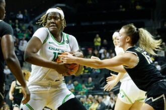 No. 3 CU Buffs hold off Oregon to earn weekend split – The Denver Post