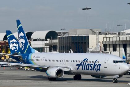 Man Stabs Co-Passenger On US Flight, Says