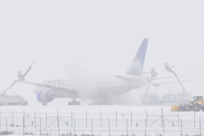 More than 800 flights delayed, canceled at Denver International Airport amid winter storm