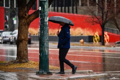 Rain turns to snow as winter storm rolls across Colorado