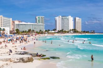 Cancun tourists at the beach