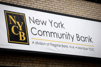 Troubled lender NYCB seeks to reassure investors after 60% stock slide, Moody's credit downgrade