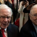 Warren Buffett calls out stock-market gamblers and honors the late Charlie Munger in his annual letter