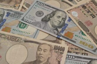 Amid Geopolitical Concerns, US Capital Flows From China to Japan