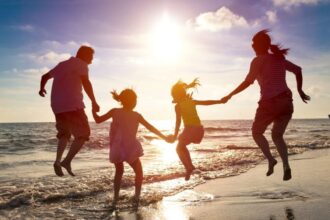 British Family Adopts Perfect Digital Nomad Lifestyle In Bali - Here's How It's Done