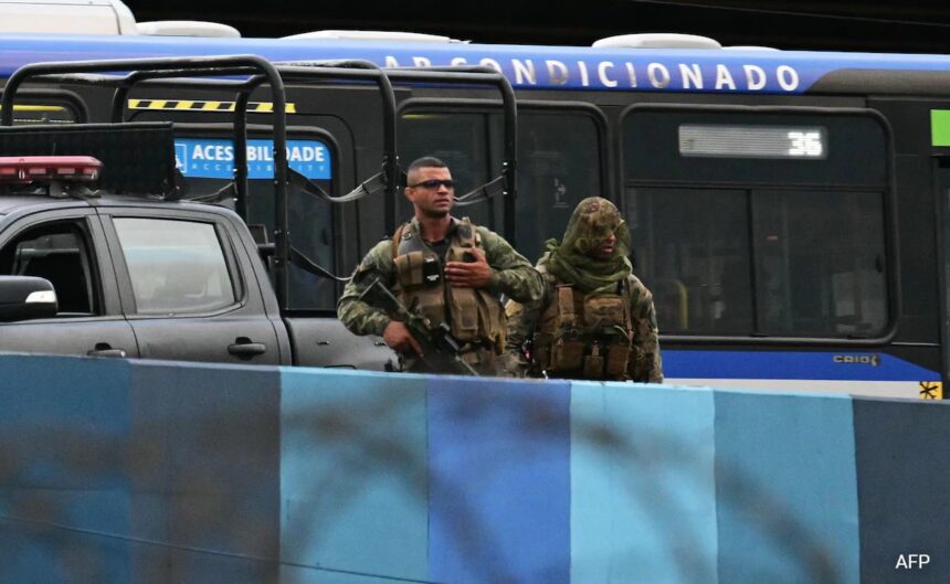 Gunman Arrested After Taking Passengers Hostage On Bus In Rio de Janeiro In Brazil: Cops