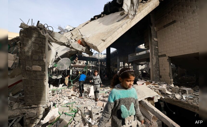 Israeli Strike Hits Refugee Tents Near Rafah Hospital, 11 Killed