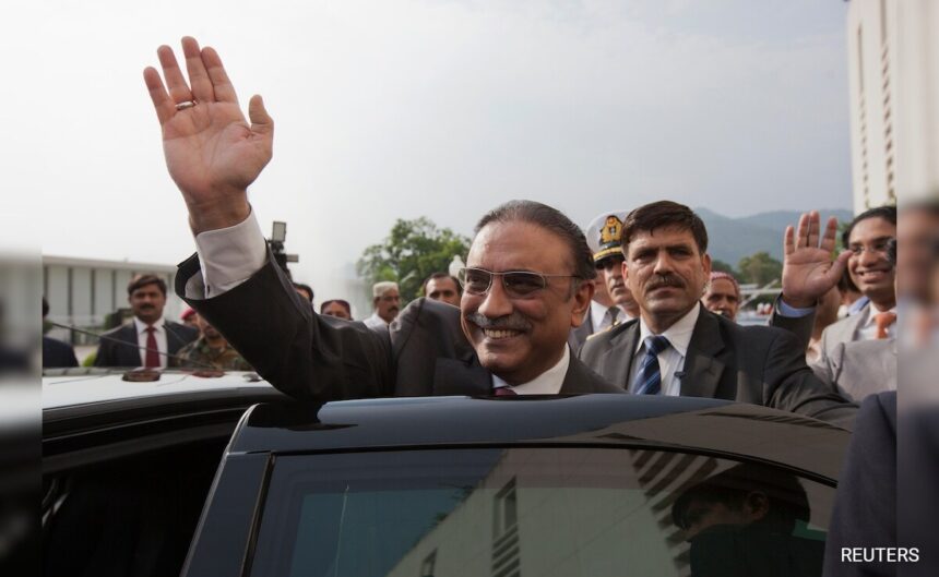 Pak President To Not Draw Salary During His Tenure, Cites Economic Crisis