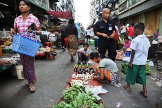 Myanmar Growth to Remain Stagnant As Conflict, Displacement Spreads