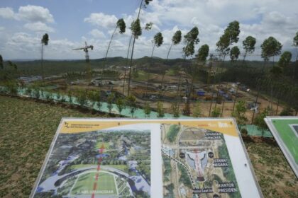 Top Officials in Charge of Indonesia’s New Capital Project Step Down
