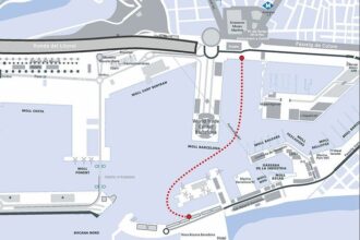 Barcelona Launches The First Nautical Bus To Enjoy The City From The Sea