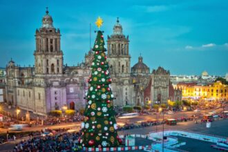 Christmas decorations in Mexico City