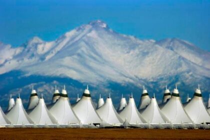 1 taken to hospital after DIA American Airlines flight evacuated