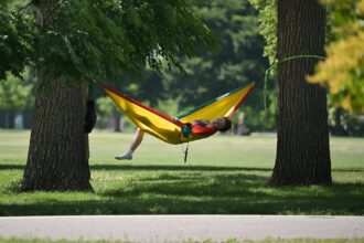 100-degree heat hits Denver on Monday, flood threat returns Tuesday