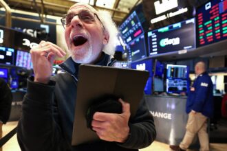 3 forces driving a record week for stocks as 7 portfolio names hit highs