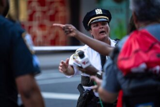 At least 5 people, including police officer, killed in Manhattan shooting