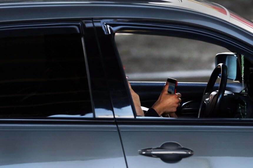 Colorado cops ticket 206 drivers for using cellphones