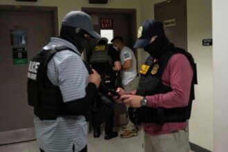 Federal lawsuit seeks to stop ICE agents from arresting people at immigration courts