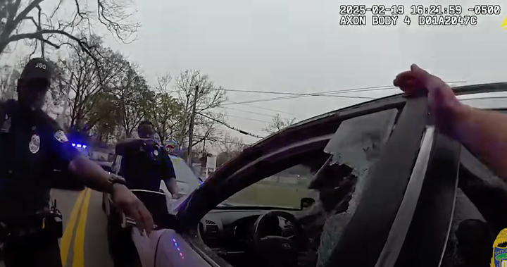 New Angle Of Viral Arrest Shows Sheriff’s Deputy Pointing Gun: Attorneys
