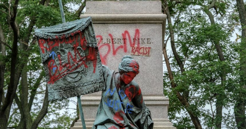 Confederate Statue Toppled In BLM Protests Is Returning -- Thanks To Trump