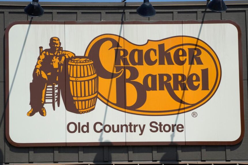 Cracker Barrel relents, says its old logo will return