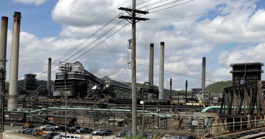 Explosion At U.S. Steel Plant Leaves 1 Dead, Injures Or Traps Dozens