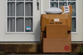 FBI warns of scam involving fake packages