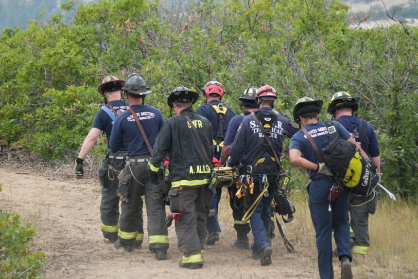 Hiker rescued from Daniels Park in Douglas County after 20-foot fall