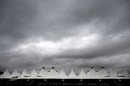 Hundreds of DIA flights delayed as thunderstorms hit metro Denver