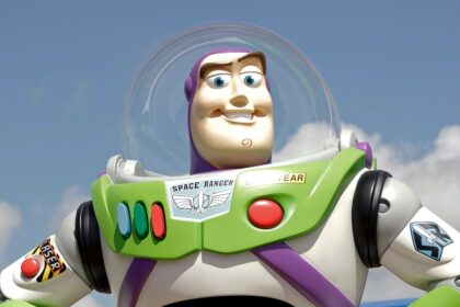 'Lightyear' Writer Reminds Snoop Dogg Exactly Why Film's Lesbian Couple 'Matters'